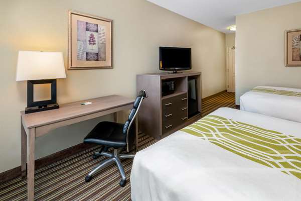  - La Quinta Inn & Suites Broussard