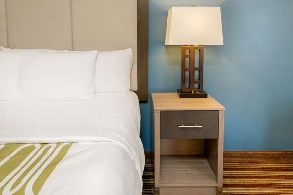  - La Quinta Inn & Suites Broussard