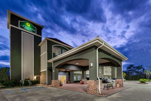 Exterior view - La Quinta Inn & Suites Broussard