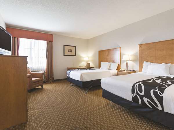  - La Quinta Inn & Suites Alvarado