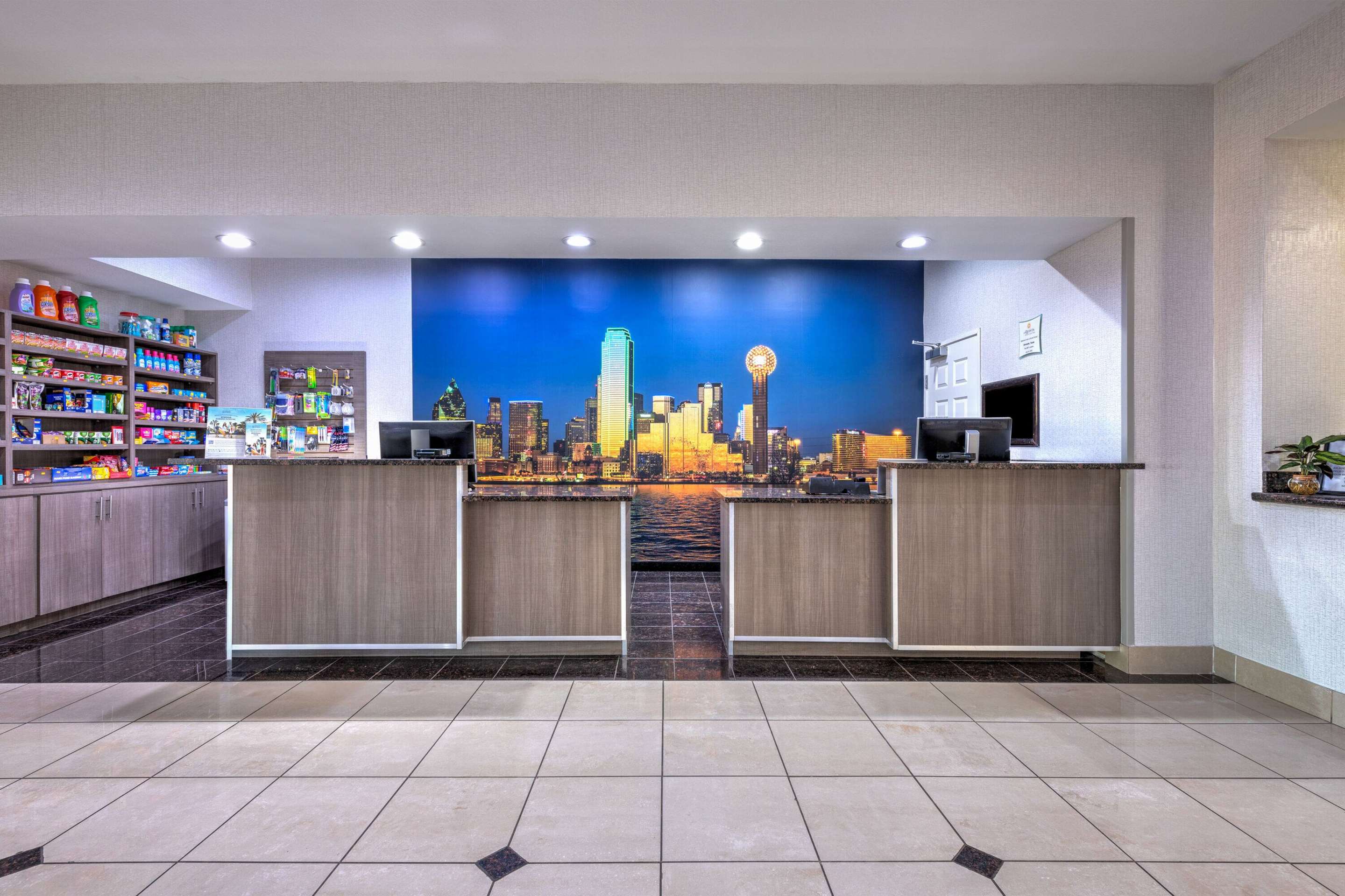Reception | La Quinta Inn & Suites by Wyndham Alvarado