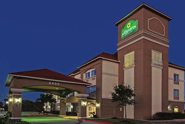 Exterior view - La Quinta Inn & Suites Angleton