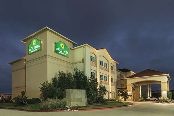 Exterior view - La Quinta Inn & Suites Woodway