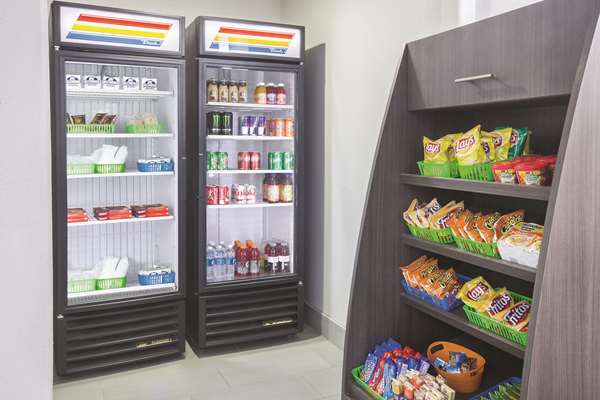  - La Quinta Inn & Suites Bay City