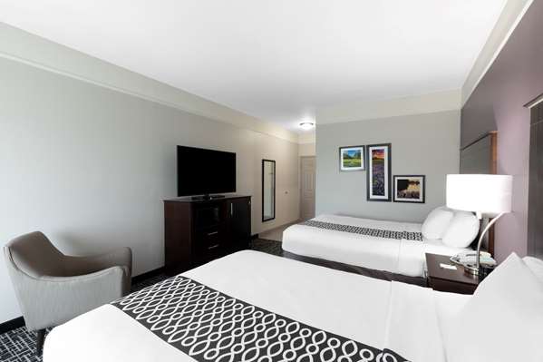  - La Quinta Inn & Suites Port Lavaca