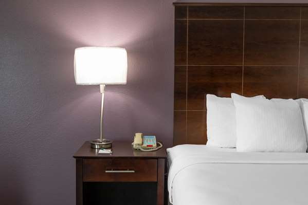  - La Quinta Inn & Suites Port Lavaca