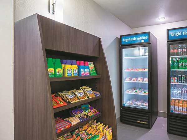  - La Quinta Inn & Suites Port Lavaca