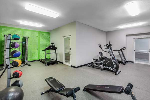 Fitness/ Exercise Room - La Quinta Inn & Suites Port Lavaca