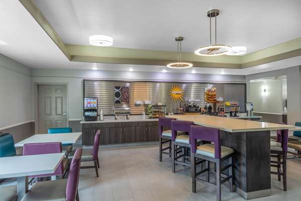  - La Quinta Inn & Suites Port Lavaca