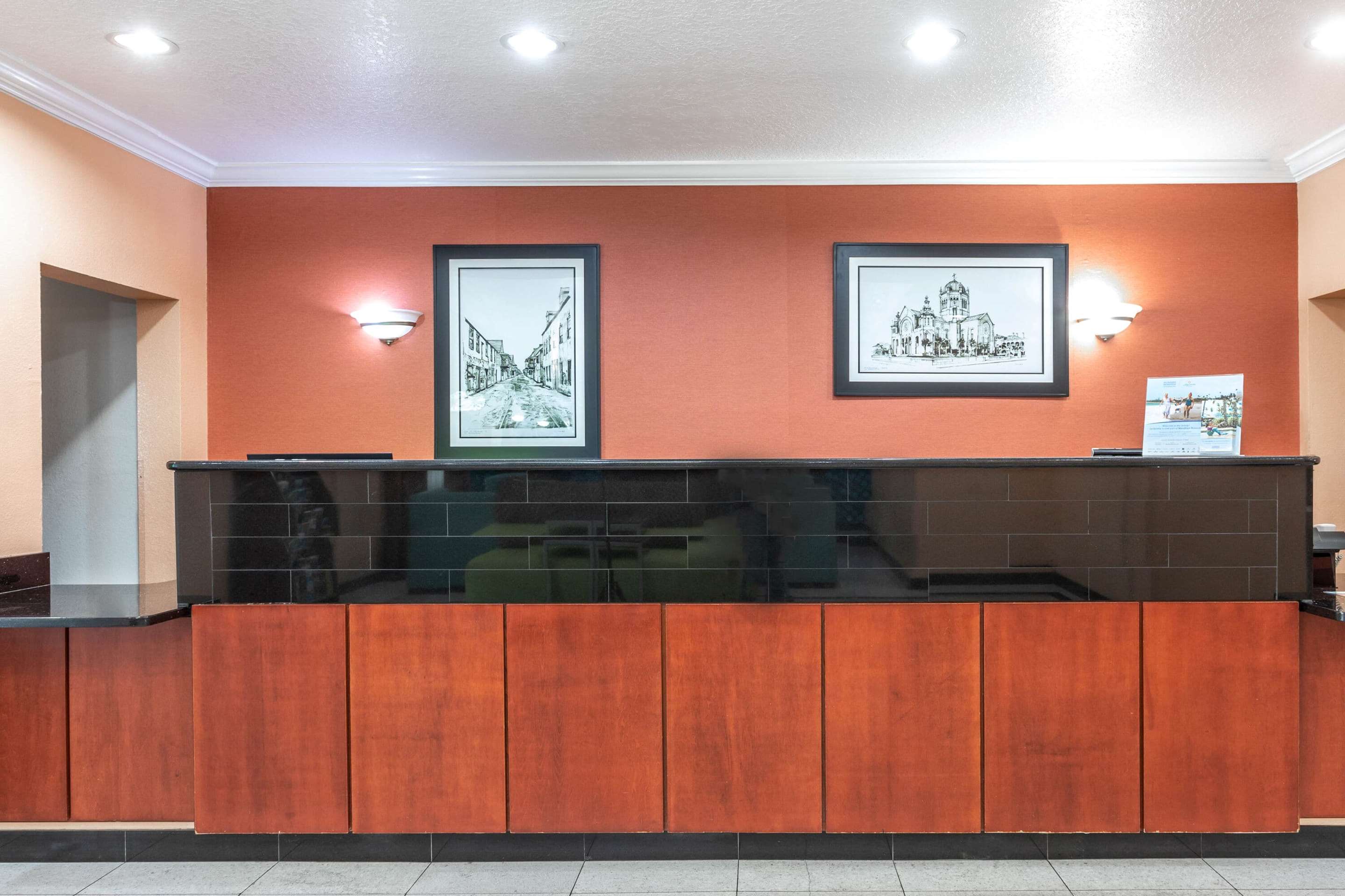 Reception | La Quinta Inn & Suites by Wyndham St. Augustine