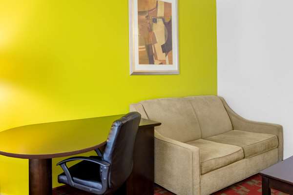 Suite - La Quinta Inn & Suites St Augustine - I-95, Exit 318