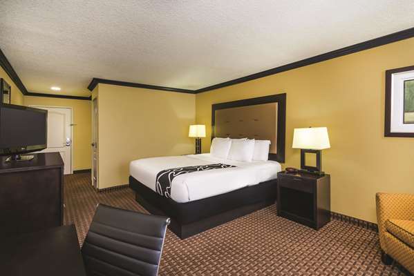  - La Quinta Inn & Suites Brandon - I-20, Exit 54