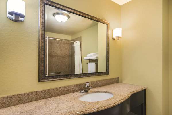  - La Quinta Inn & Suites Brandon - I-20, Exit 54