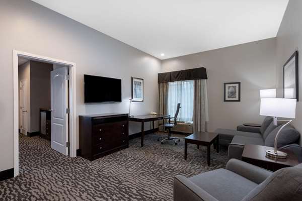 Suite - La Quinta Inn & Suites Madison - I-565, Exit 9