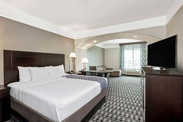 Suite - La Quinta Inn & Suites Deer Park