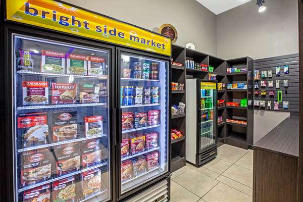  - La Quinta Inn & Suites Deer Park