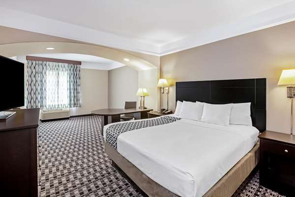  - La Quinta Inn & Suites Deer Park