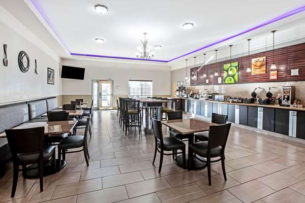  - La Quinta Inn & Suites Deer Park