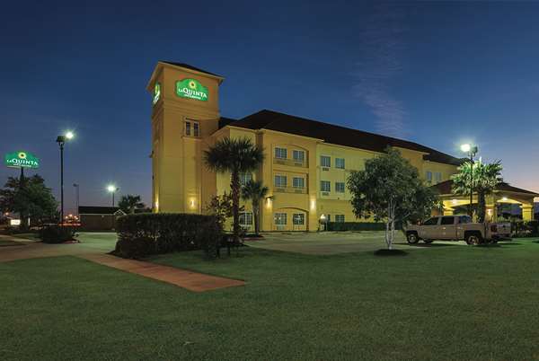Exterior view - La Quinta Inn & Suites Deer Park