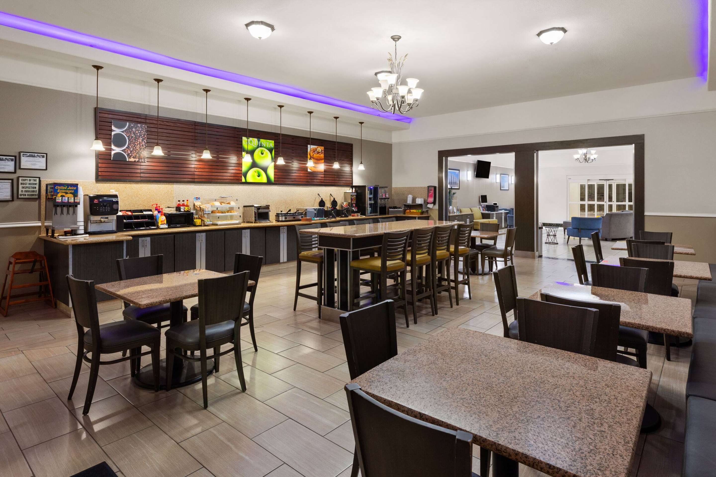 Property amenity | La Quinta Inn & Suites by Wyndham Deer Park