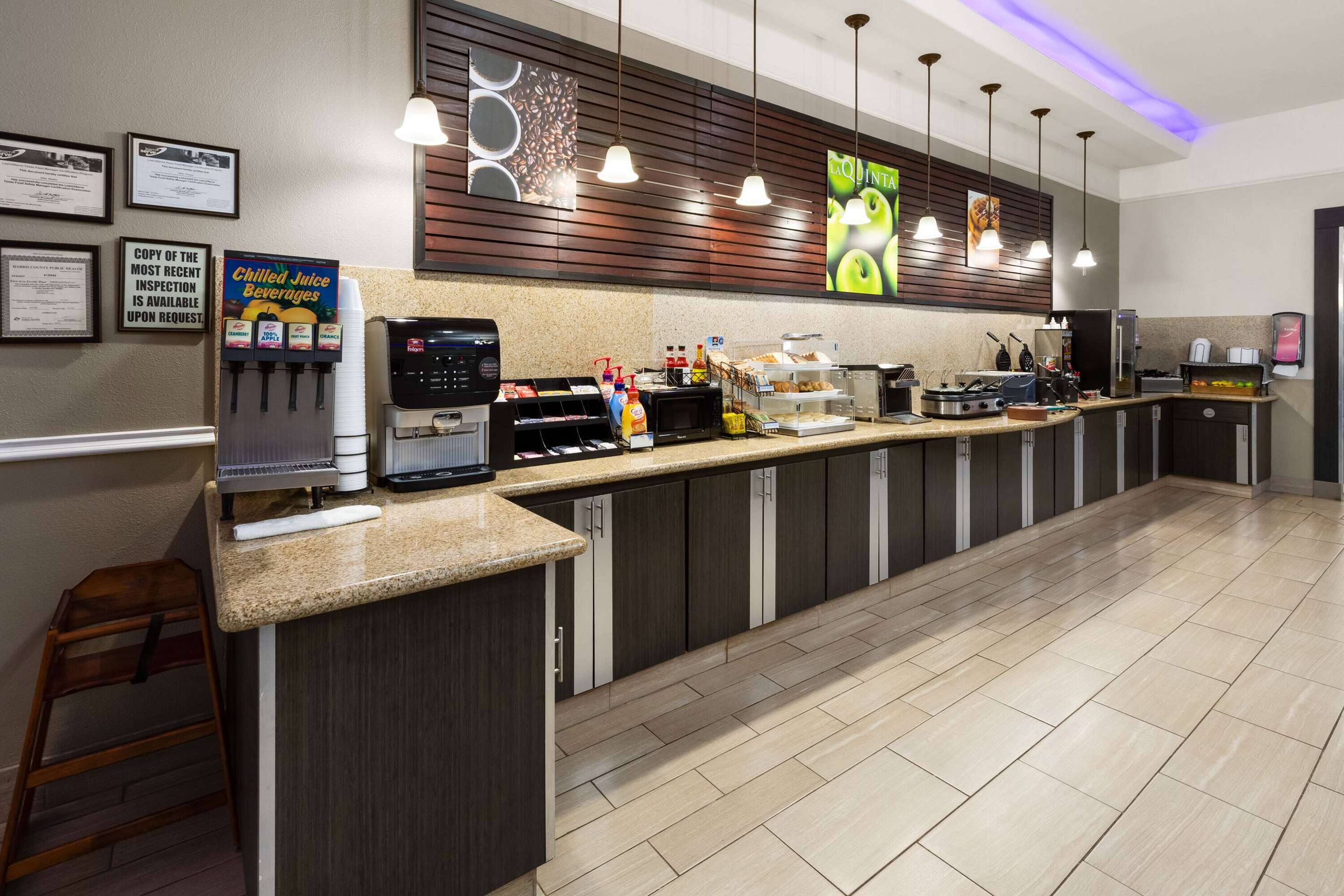 Property amenity | La Quinta Inn & Suites by Wyndham Deer Park