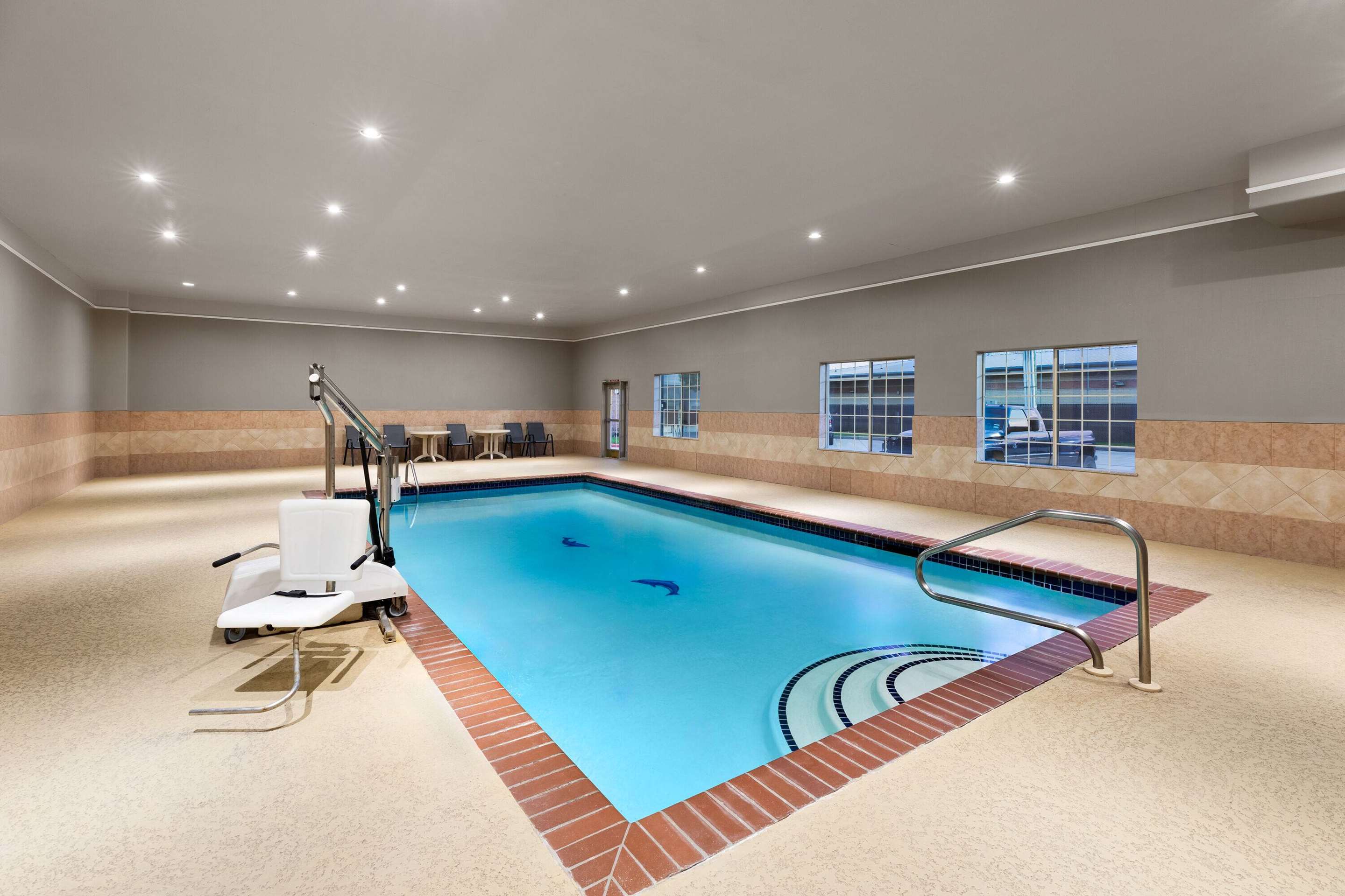 Pool - indoor | La Quinta Inn & Suites by Wyndham Deer Park