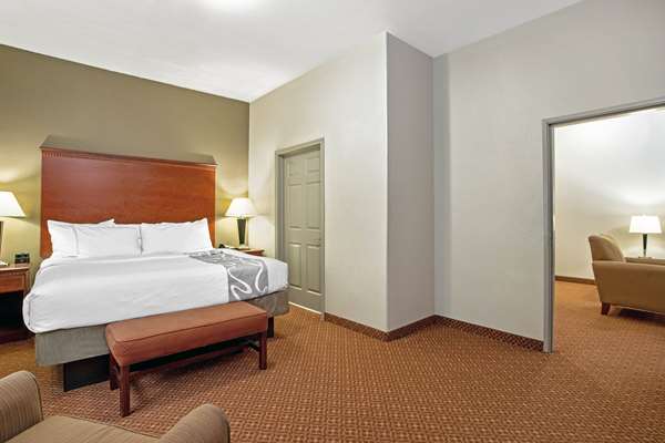 Suite - La Quinta Inn & Suites Fairfield - I-45, Exit 198