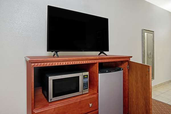  - La Quinta Inn & Suites Fairfield - I-45, Exit 198