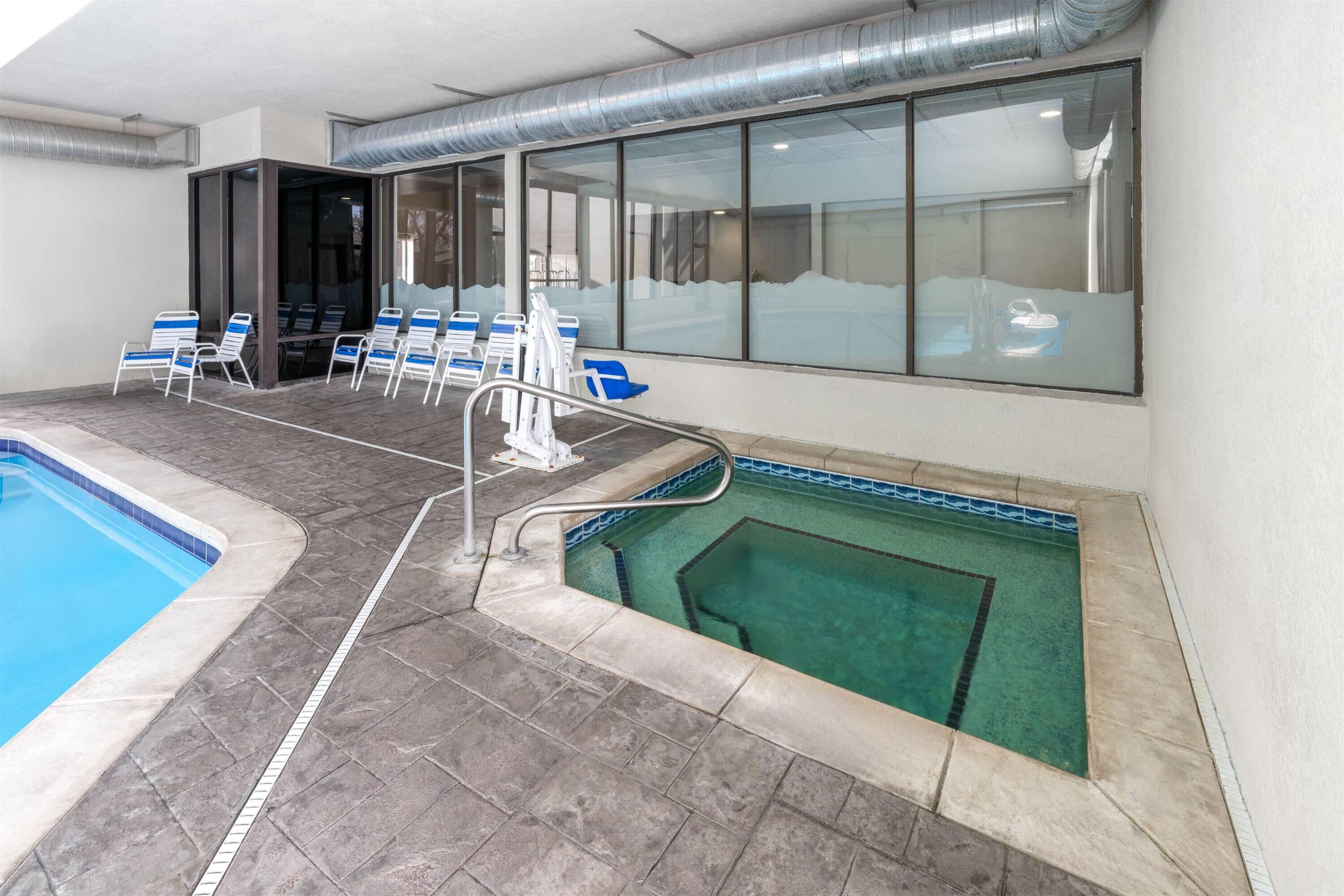 Pool | La Quinta Inn by Wyndham Fort Collins