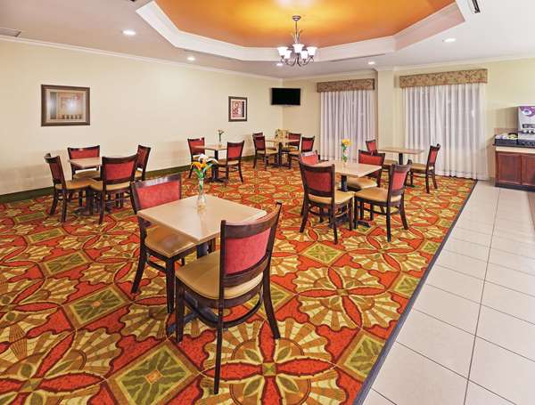  - La Quinta Inn & Suites Columbus - I-10, Exit 696