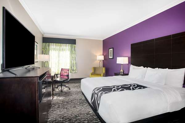  - La Quinta Inn & Suites Columbus - I-10, Exit 696