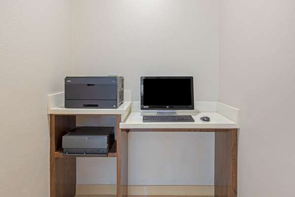 Conference Area - La Quinta Inn & Suites Bridge City