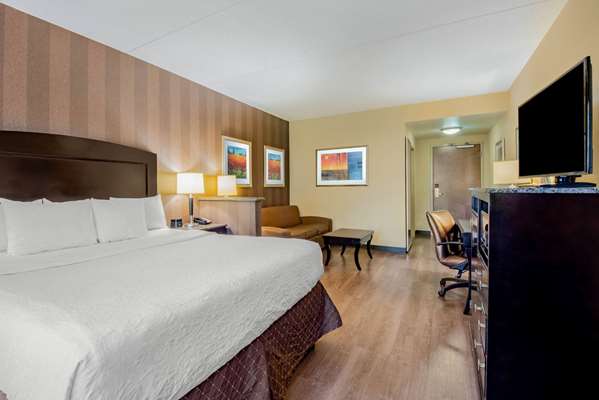 Suite - La Quinta Inn & Suites Edgewood - I-95, Exit 77