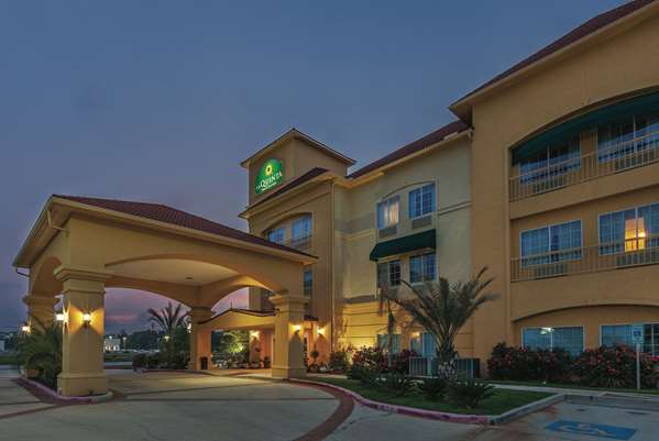Exterior view - La Quinta Inn & Suites Livingston