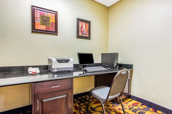 Conference Area - La Quinta Inn & Suites Ennis - I-45, Exit 251