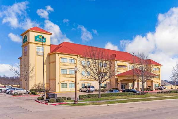 Exterior view - La Quinta Inn & Suites Ennis - I-45, Exit 251