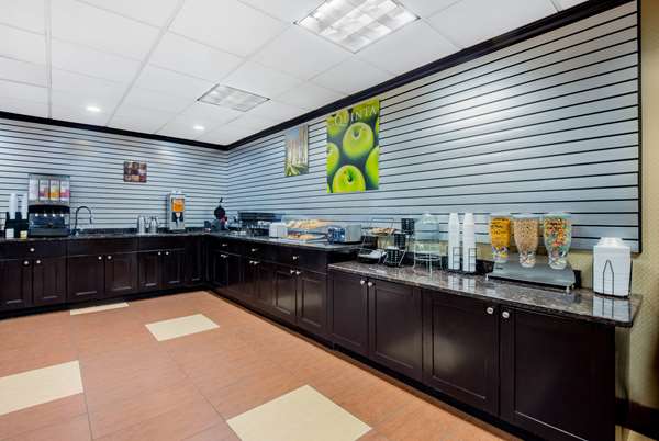  - La Quinta Inn West Long Branch