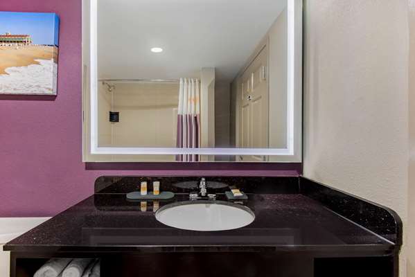  - La Quinta Inn West Long Branch