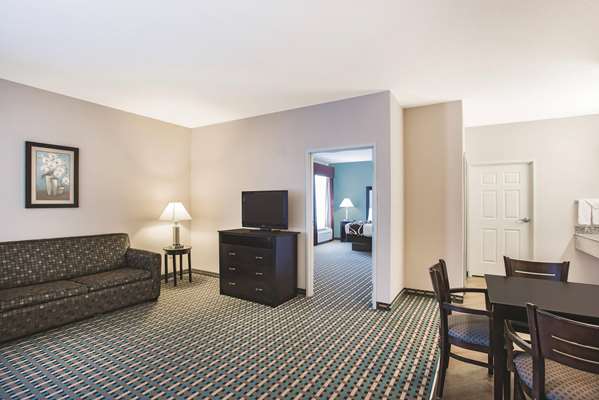 Suite - La Quinta Inn & Suites Pawcatuck - I-95, Exit 92