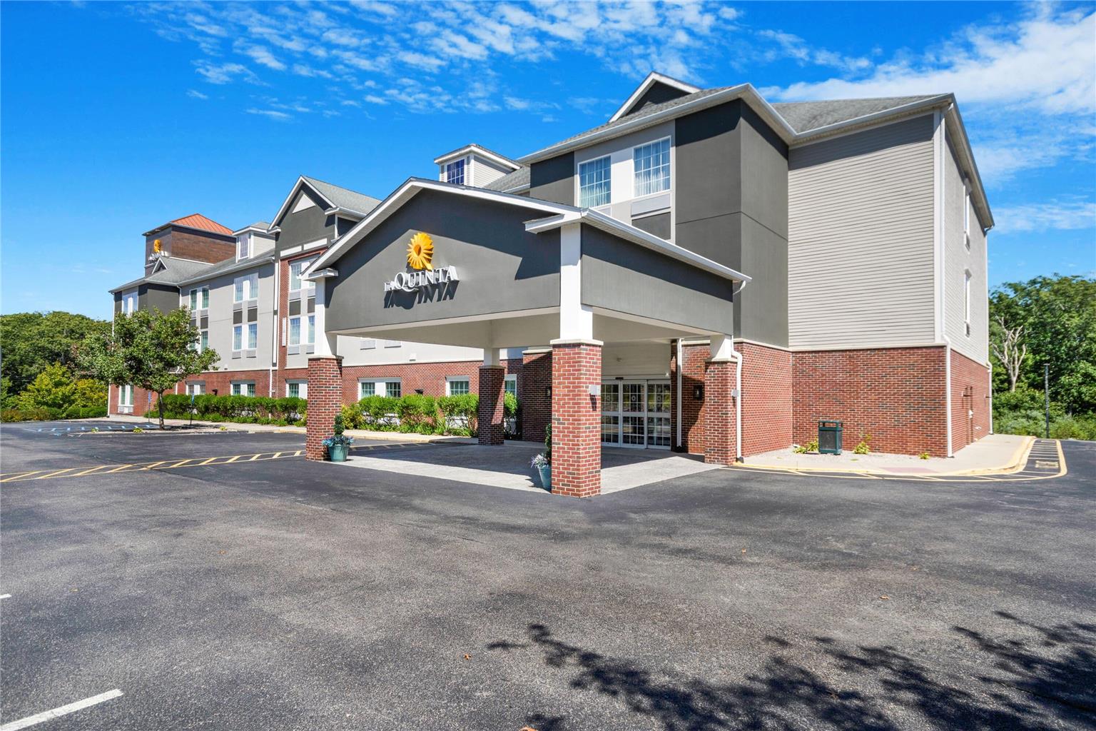 La Quinta Inn & Suites Stonington