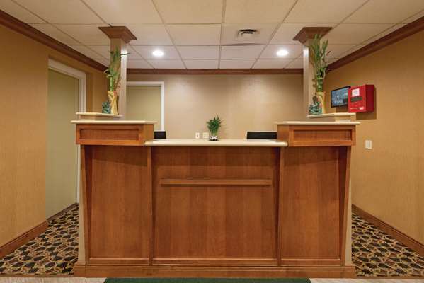  - La Quinta Inn Buffalo Airport Williamsville - I-90, Exit 49