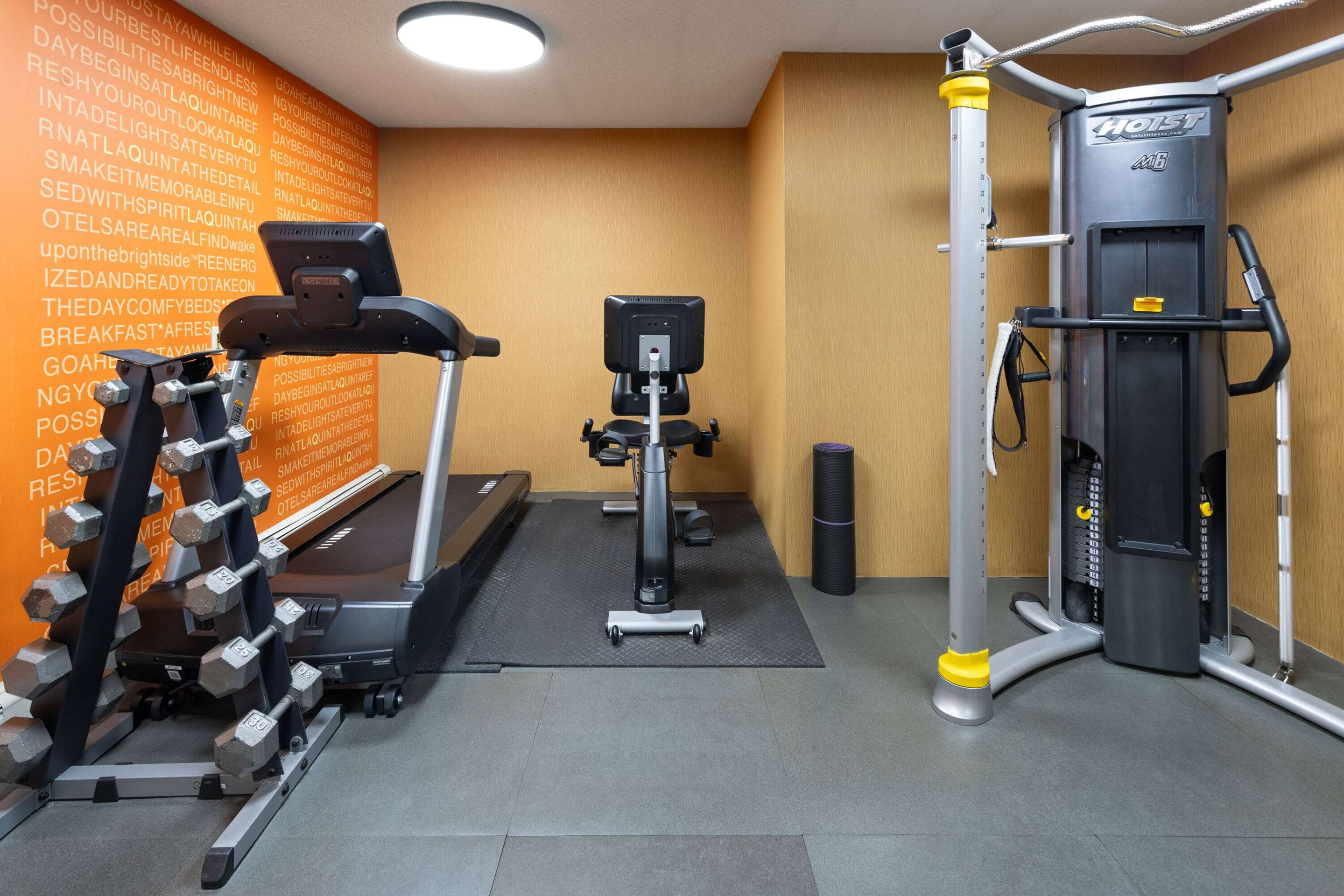 Health club fitness center gym | La Quinta Inn by Wyndham Buffalo Airport