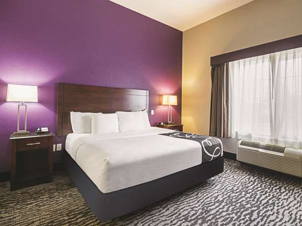 Suite - La Quinta Inn & Suites Northwest Fresno