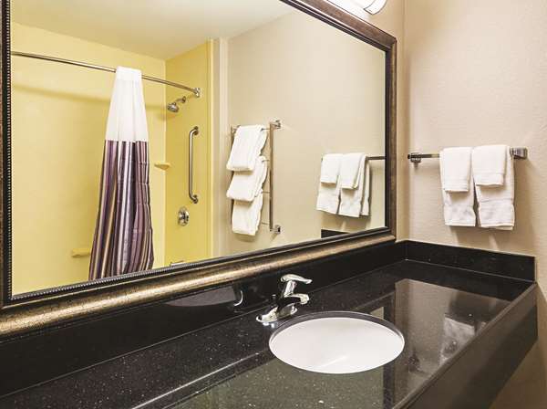 Suite - La Quinta Inn & Suites Northwest Fresno