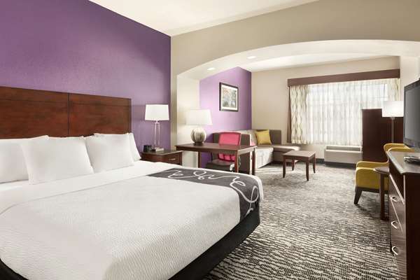 Suite - La Quinta Inn & Suites Northwest Fresno