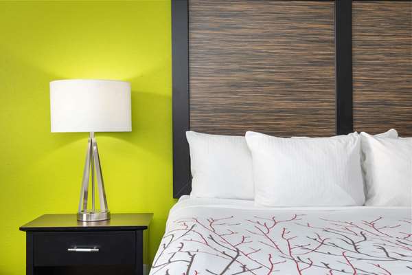  - La Quinta Inn & Suites Calhoun - I-75, Exit 312