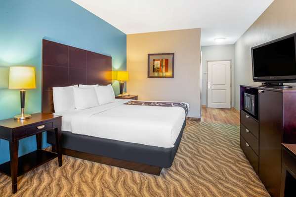  - La Quinta Inn & Suites Glen Rose