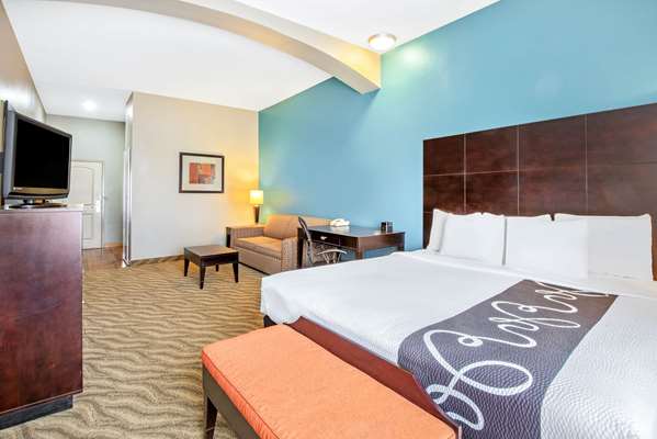  - La Quinta Inn & Suites Glen Rose