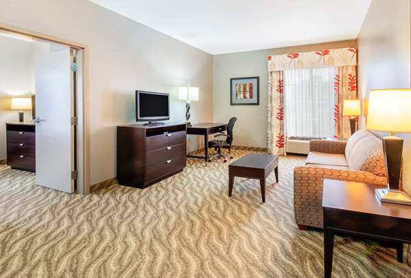 Suite - La Quinta Inn & Suites Glen Rose