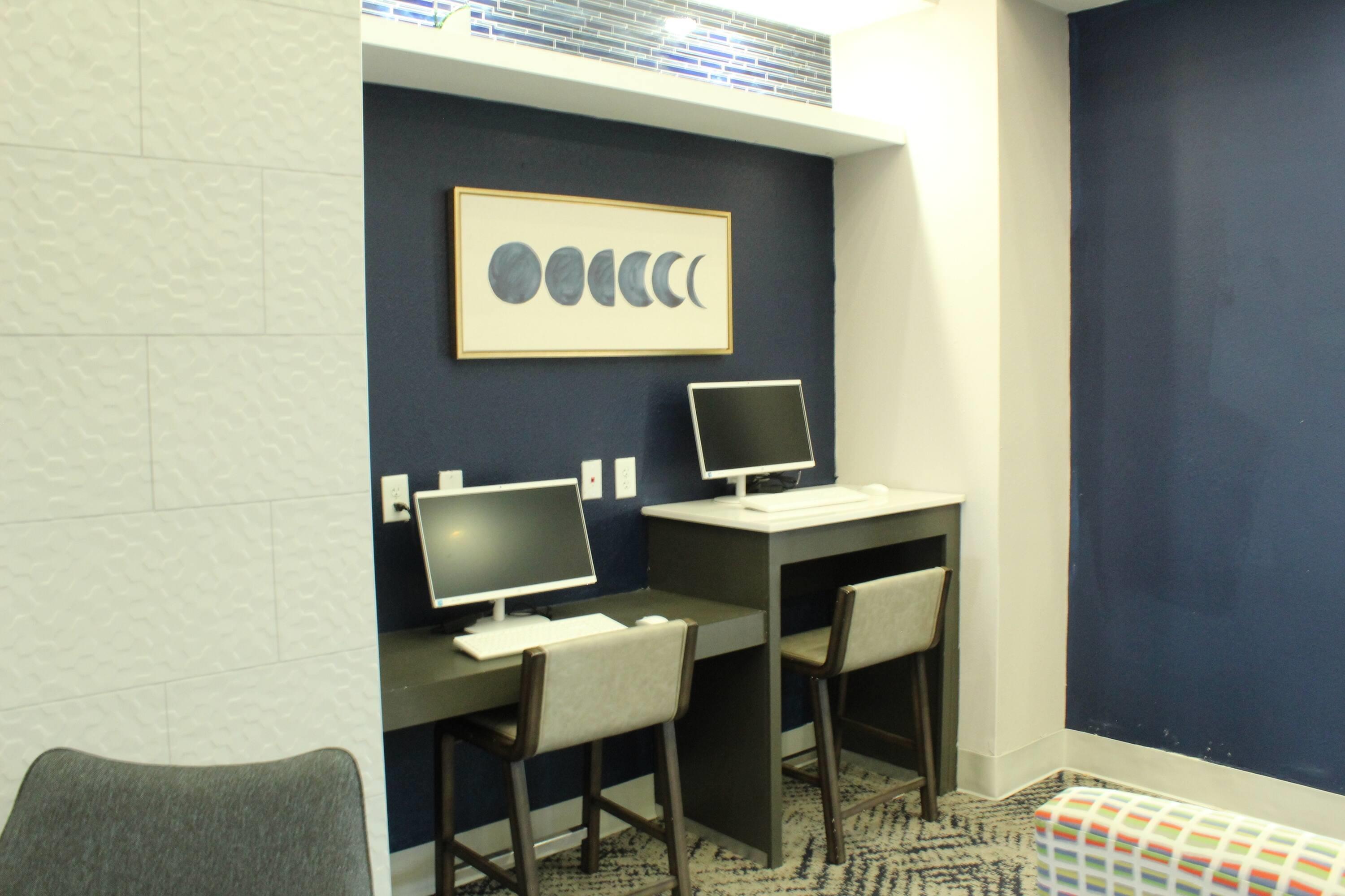 Business Center | La Quinta Inn and Suites by Wyndham Schertz-San Antonio-Selma